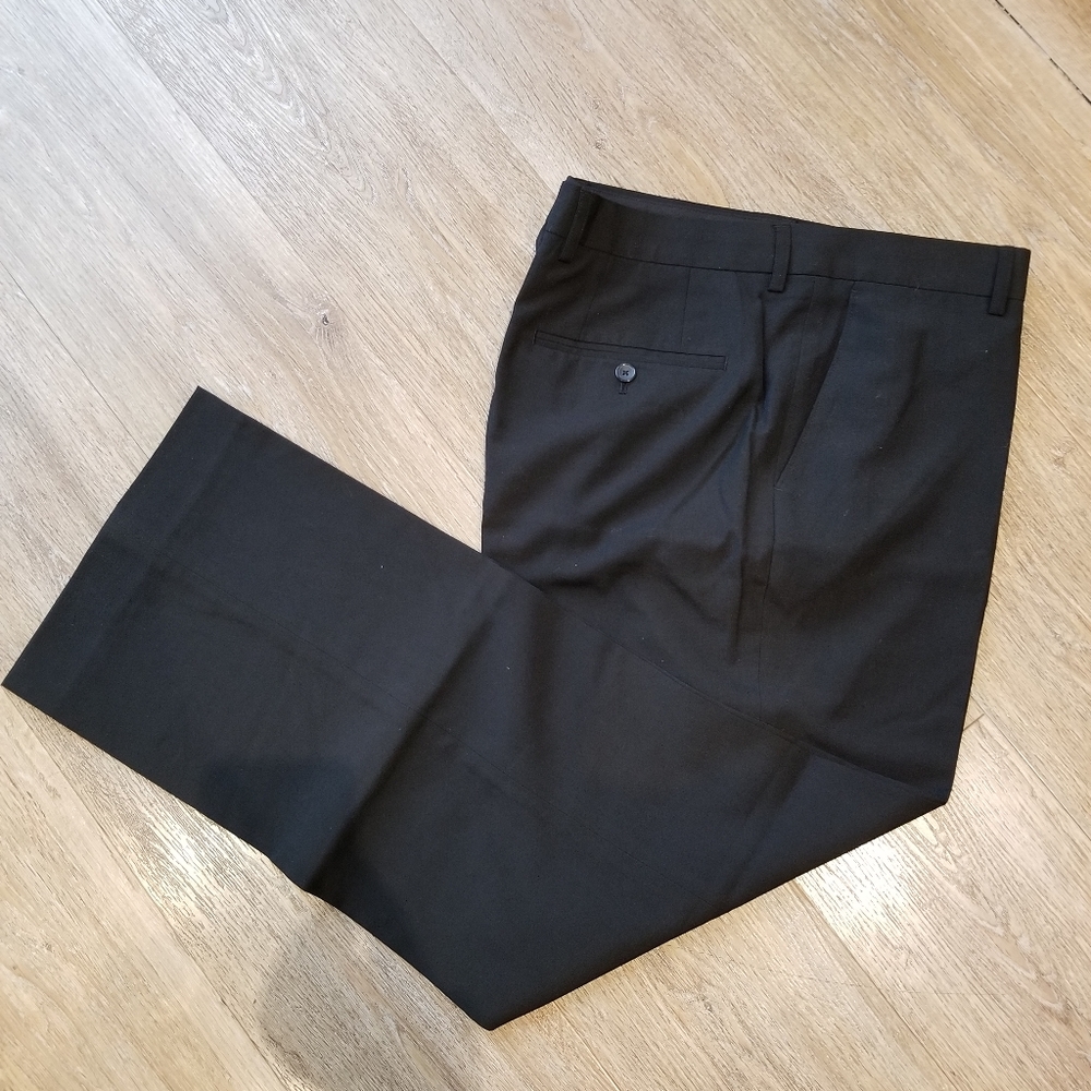 Men G2000 dress pants, brand new no tags.